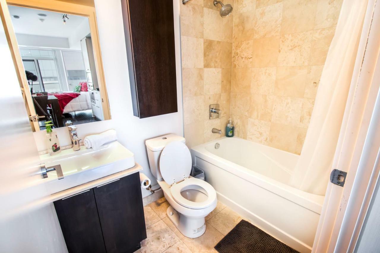 Micasa Suites - Modern Executive Condo Toronto Luaran gambar