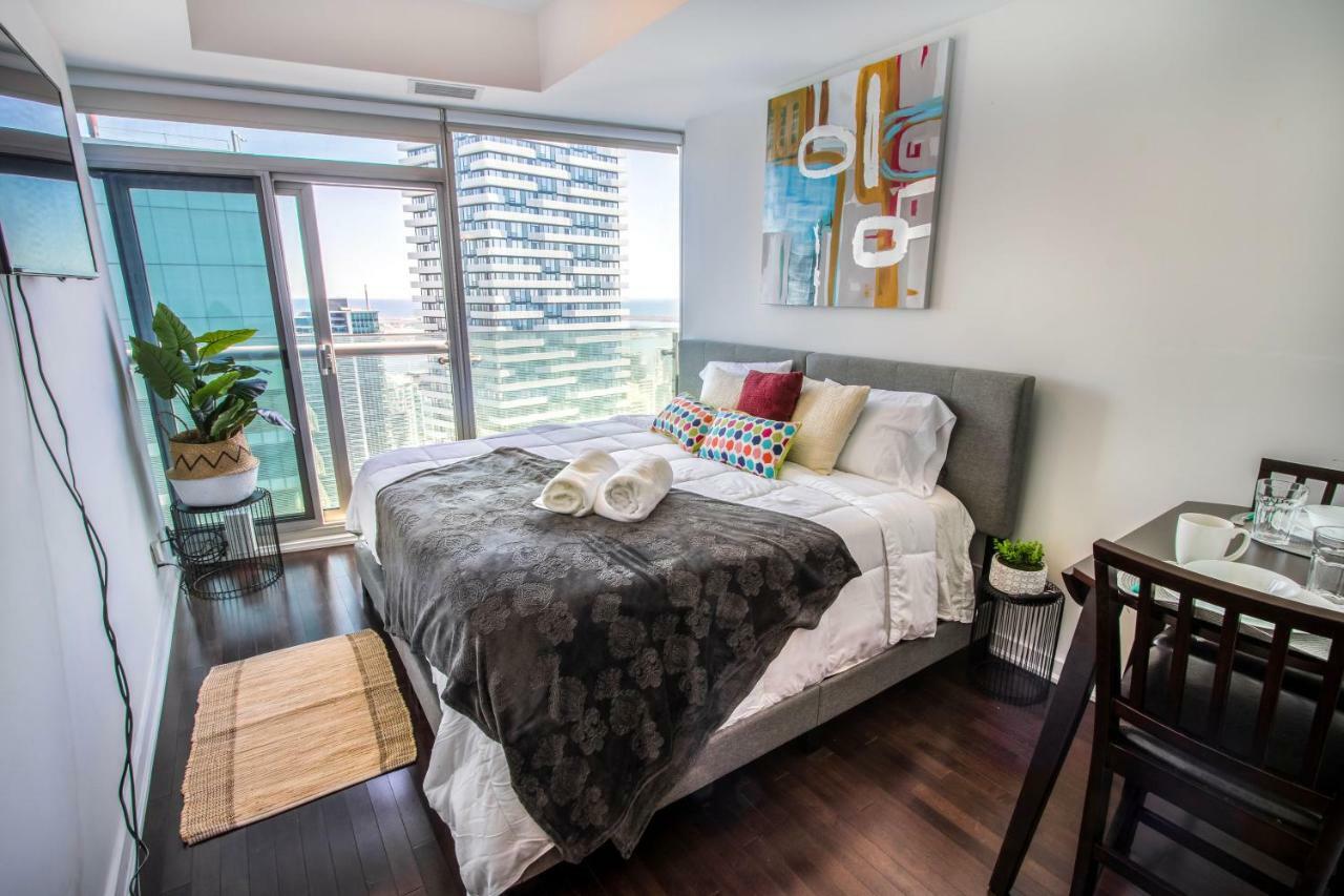 Micasa Suites - Modern Executive Condo Toronto Luaran gambar
